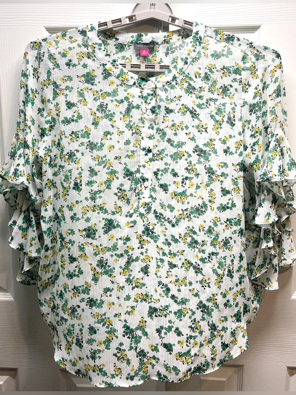 Vince Camuto Woman’s Sz XL Floral Print Blouse Semi-Sheer Tiered Ruffle Sleeves